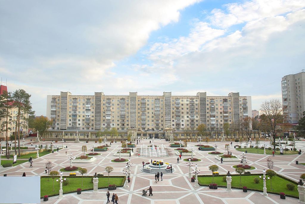 Центральная Площадь города Ирпень