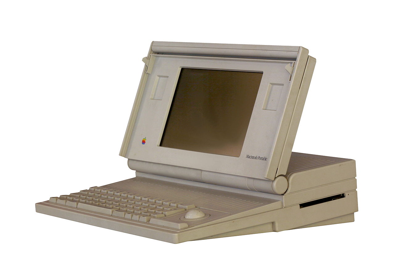 Macintosh Portable - пример первого