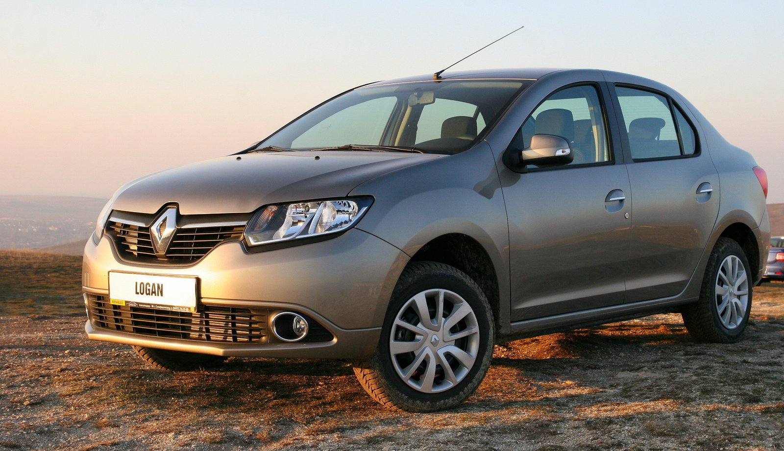 Renault Logan -