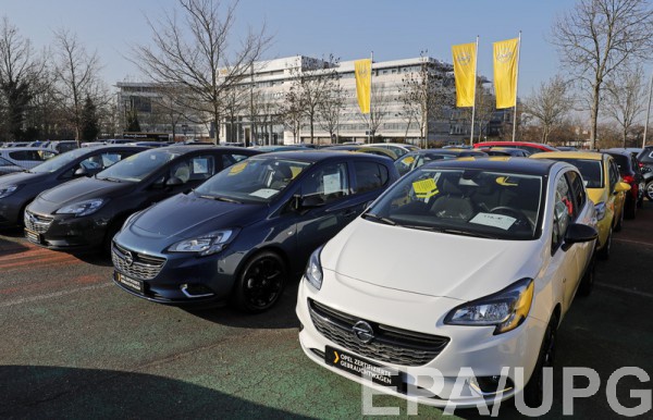 Большое количество легковых авто импортирует Германия